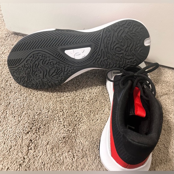 Under Armour Shoes- Men’s *Like New - Picture 5 of 6